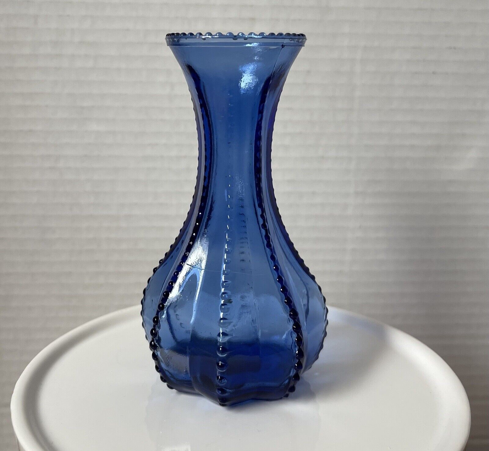 Indiana Glass Cobalt Blue Vase  USA Ribbed Hobnail Ruffled Edge 1940\'s Vintage