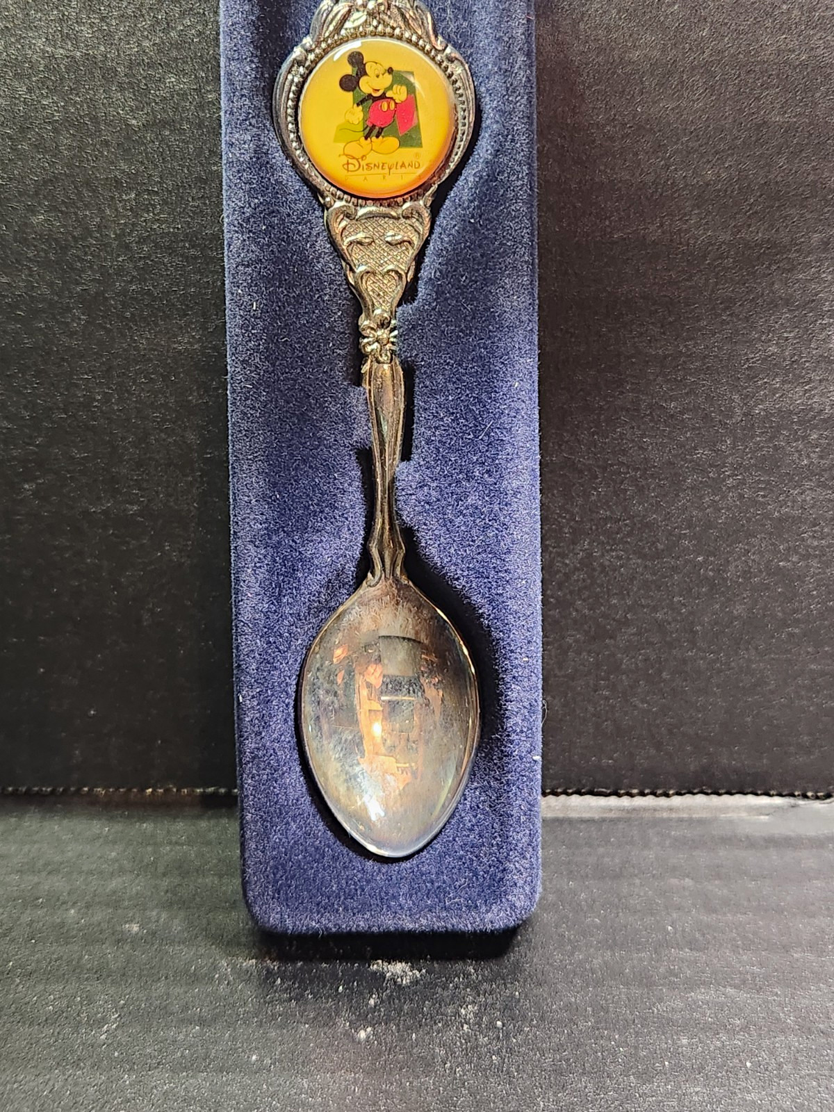 Disneyland Mickey Mouse Souvenir Collectible Spoon in Box (Disney)