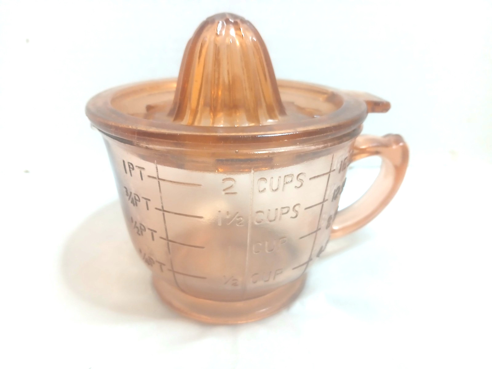 Vintage Pink-Peach Glass 2 Cup Measuring Cup & Mixing Cup W/ Reamer Juicer