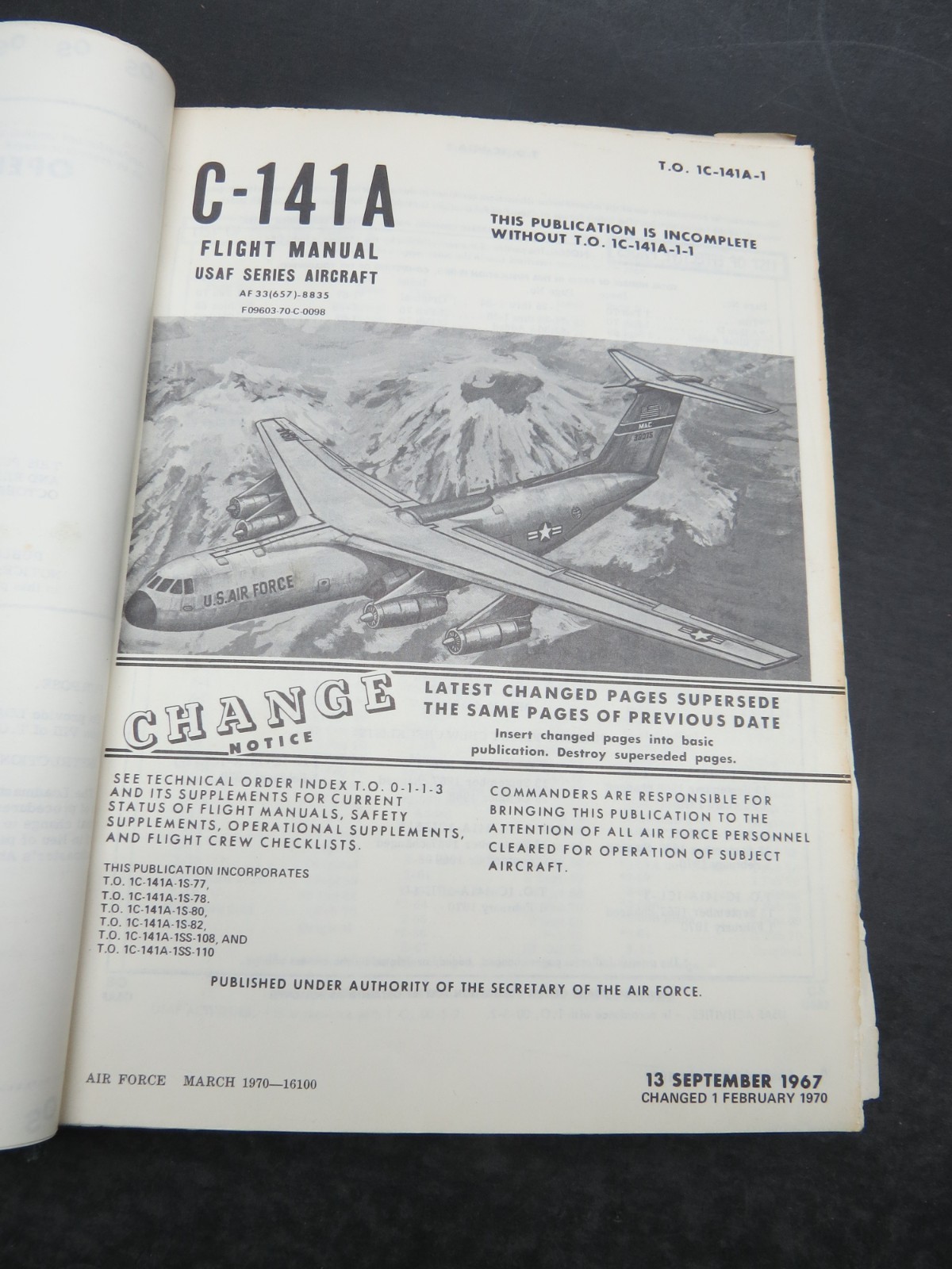 Big Original 1967 , Updated to 1970 C-141A Flight Manual Big Original 1967 , Updated to 1970 C-141A Flight Manual