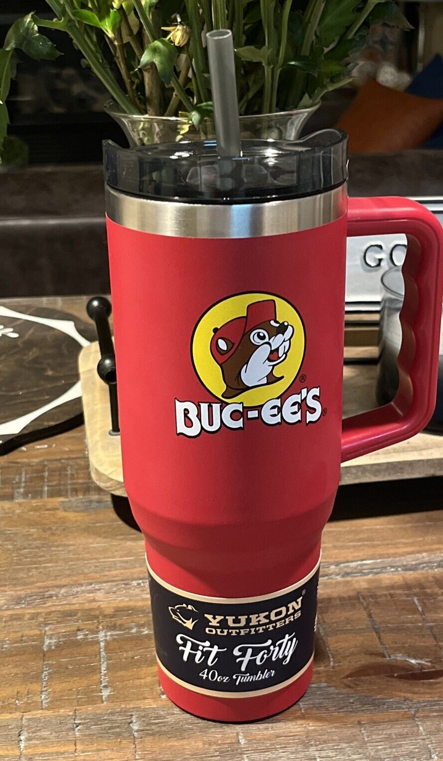 Buc-ee's Yukon Outfitters 40 oz Tumbler Thermal Cup Red With Handle ~ New Bucees