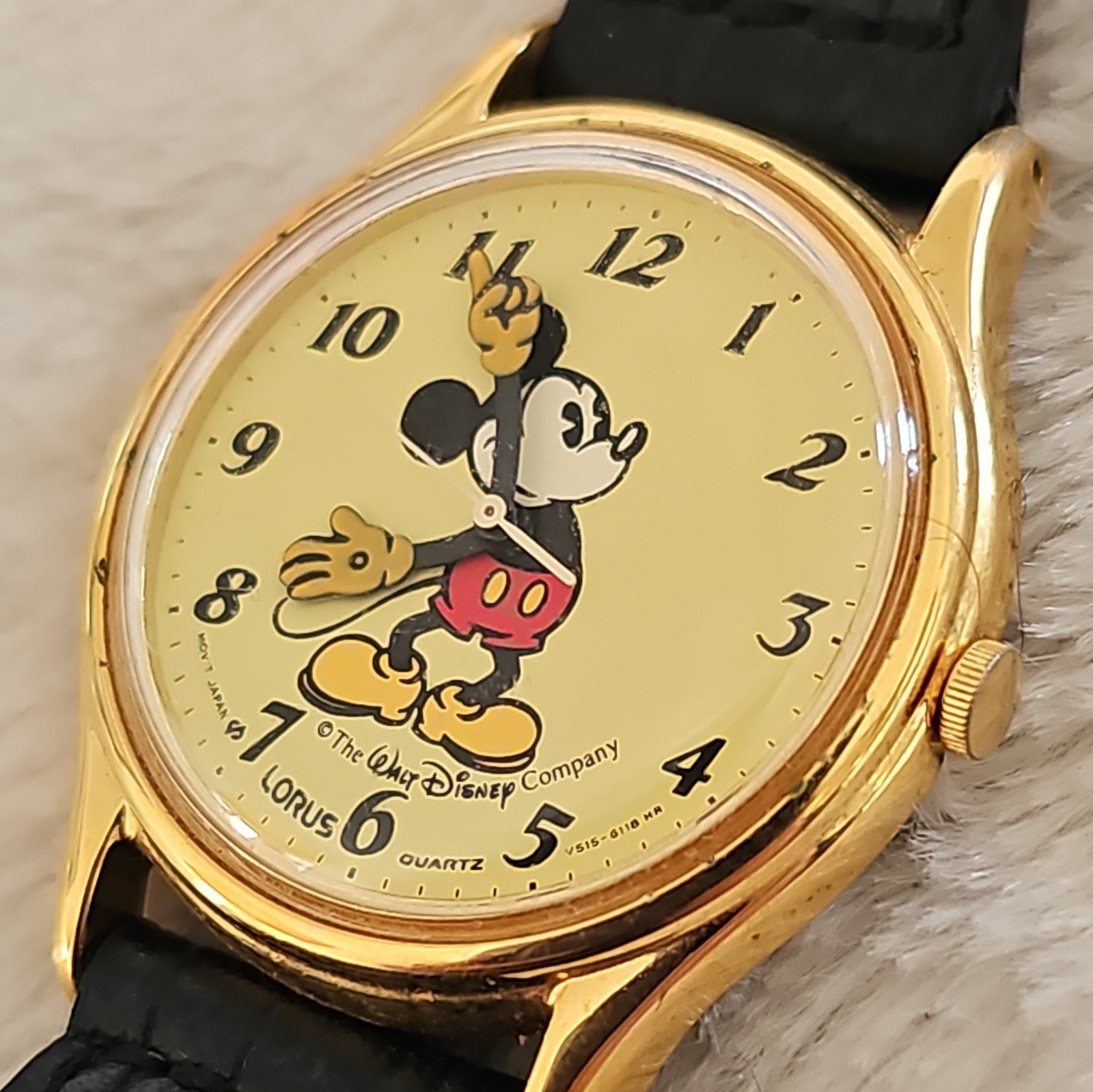Vintage Disney Lorus Mickey Mouse Wristwatch Quartz Movement Stainless Steel