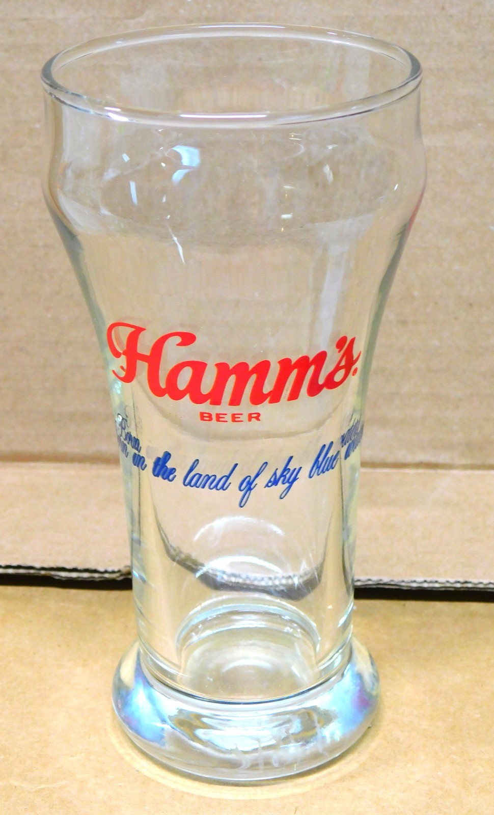1970s HAMMS HAMM\'S BEER Born In The Land of Sky Blue Waters 5.5\