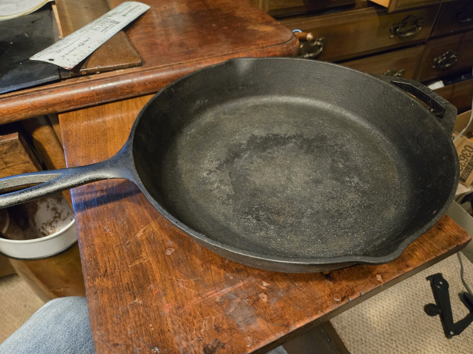VINTAGE# 3 Notch double  handle Lodge Cast Iron Skillet 10 SK 12\