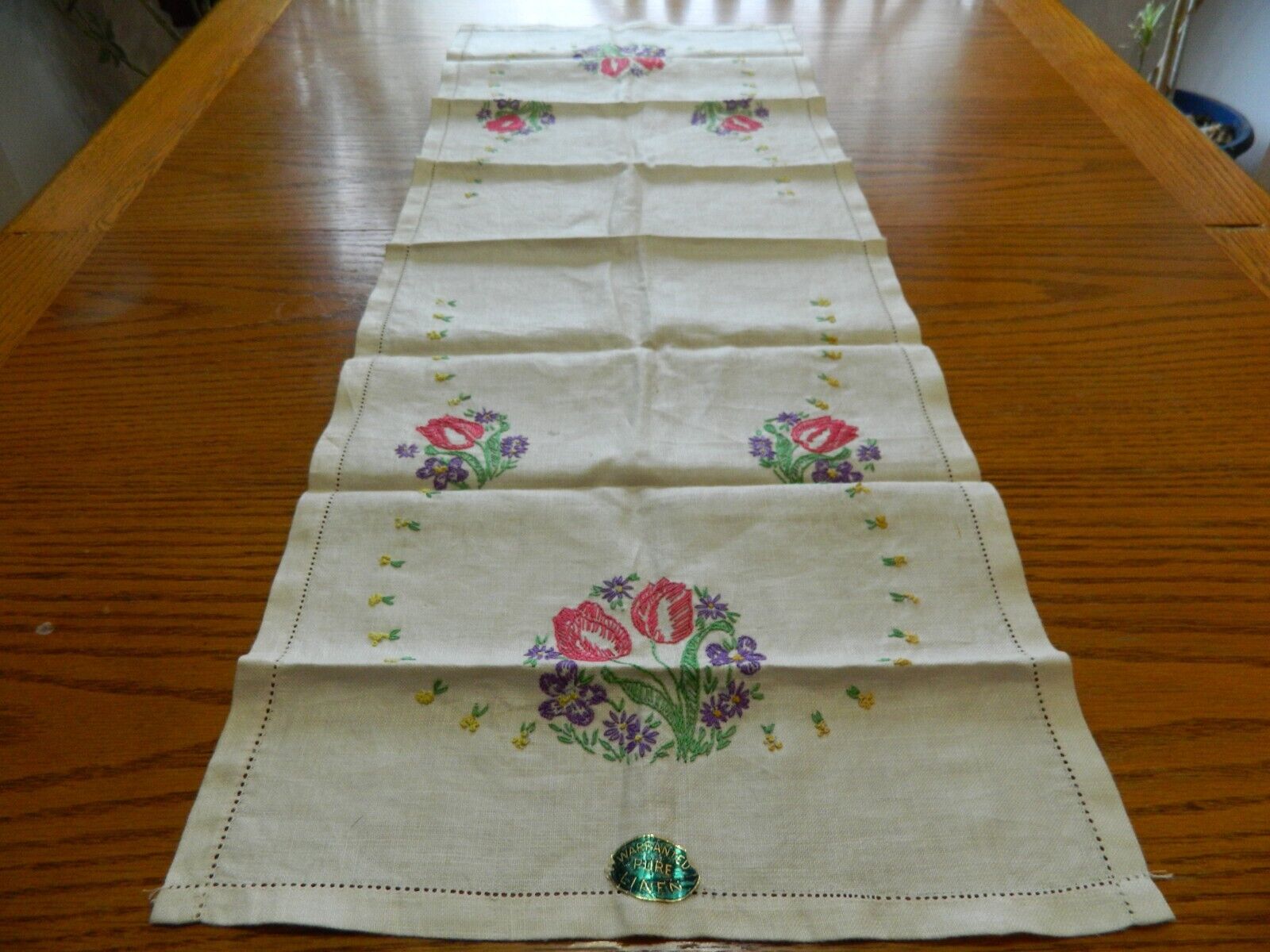 L-24 VINTAGE CREAM LINEN WITH FLORAL EMBROIDERY TABLE RUNNER 15 X 40