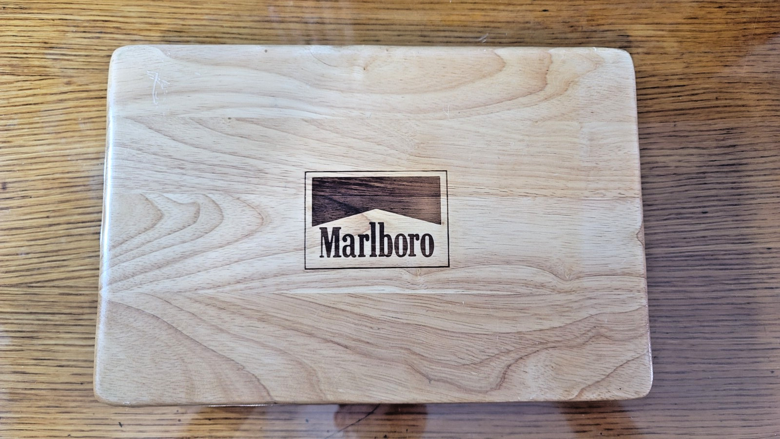 Marlboro Vintage Poker Chip Set with 2 Card Decks Wooden Box