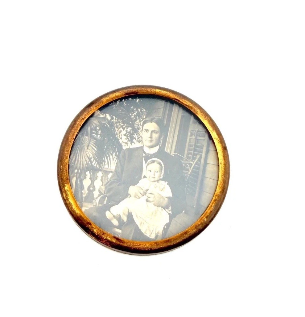 Antique WS Co Gold Plated And Lacquered Mini Small Picture Frame Round Signed