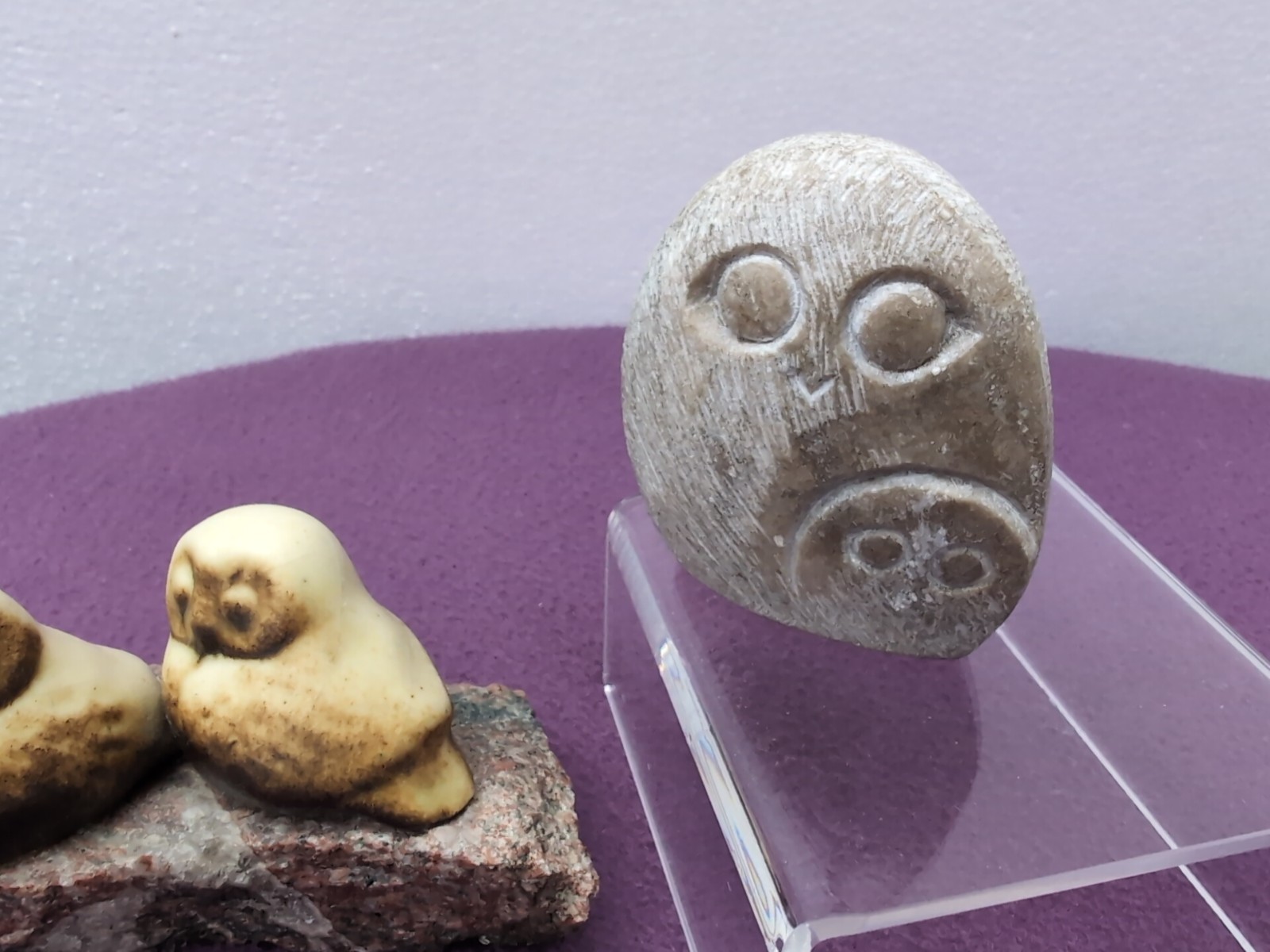 Owl Figurine Carved Stone Retro 1970s Vintage 2 Owls Sitting on Stone Lot of 2