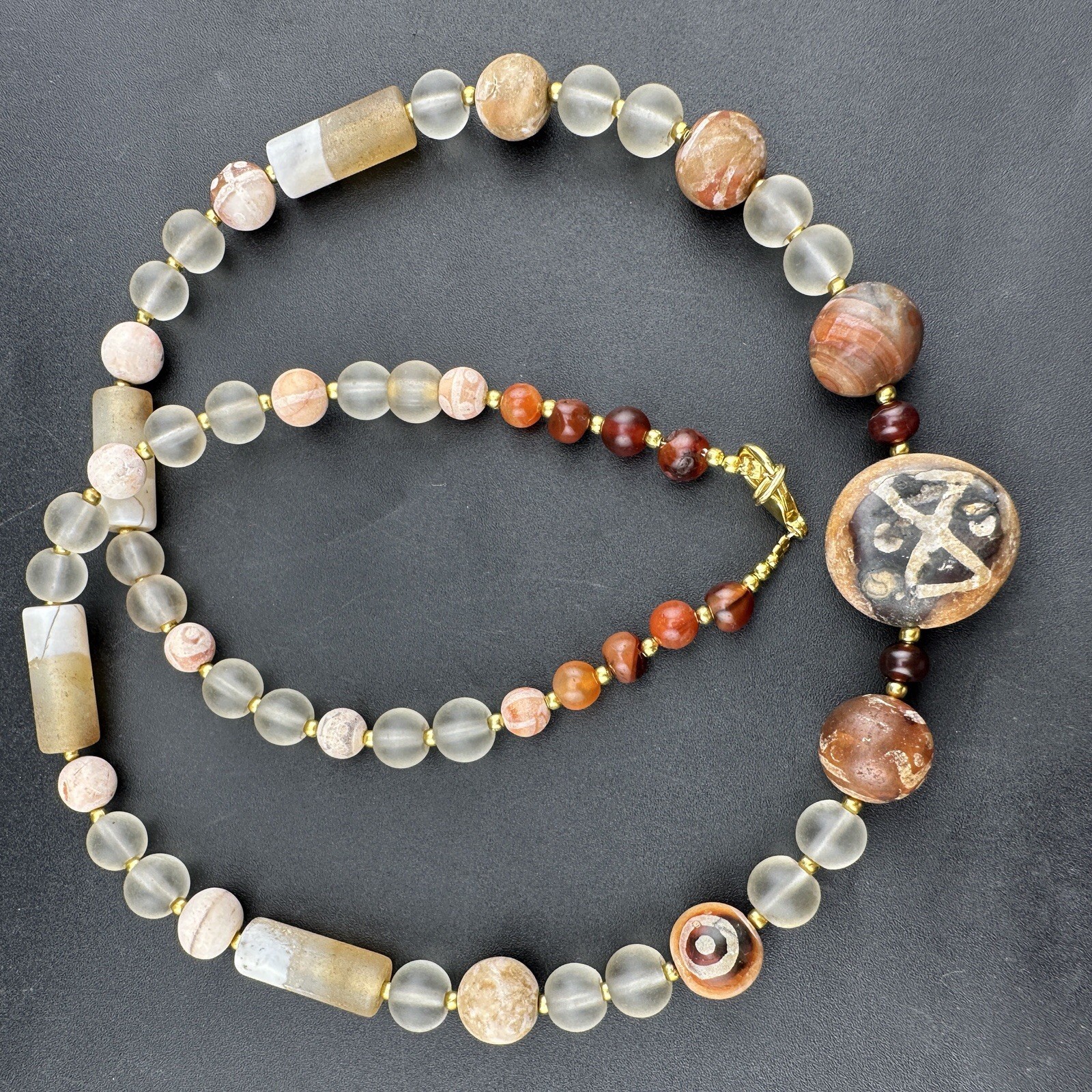 Vintage Tibetan Crystal Etched Carnelian Beads Necklace Beaded Agate Pendant