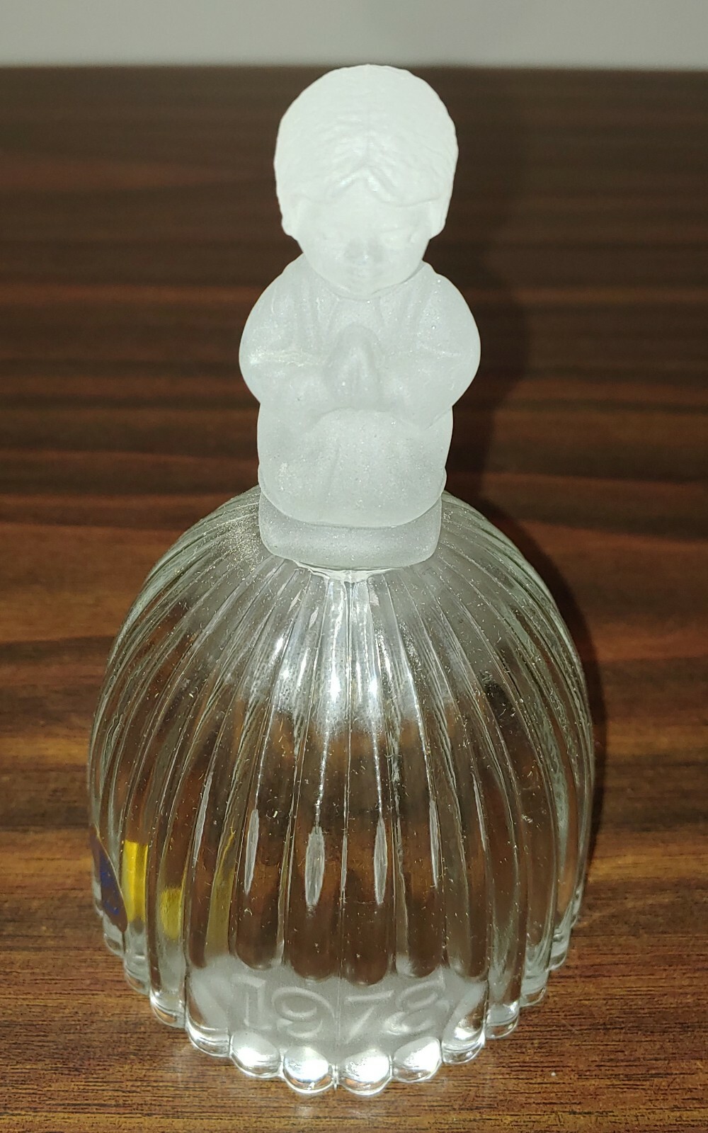 Vintage 1978 Goebel Crystal Glass Bell Praying Choir Girl Made in Germany Vintage 1978 Goebel Crystal Glass Bell Praying Choir Girl Made in Germany