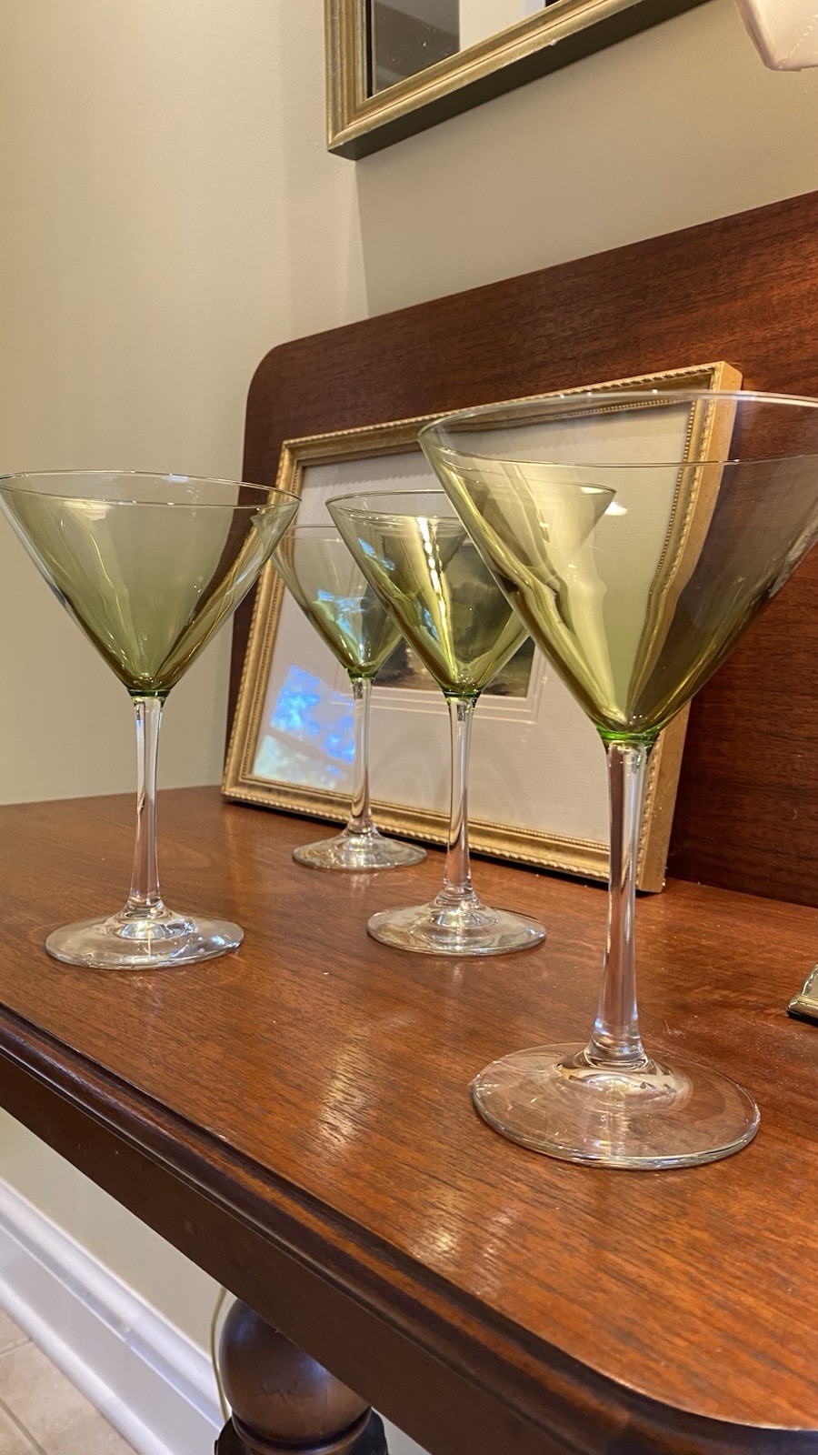 Set Of 4 VTG Fine Moss Olive Green Martini Glasses. Perfect. Larger Size 7 1/4”
