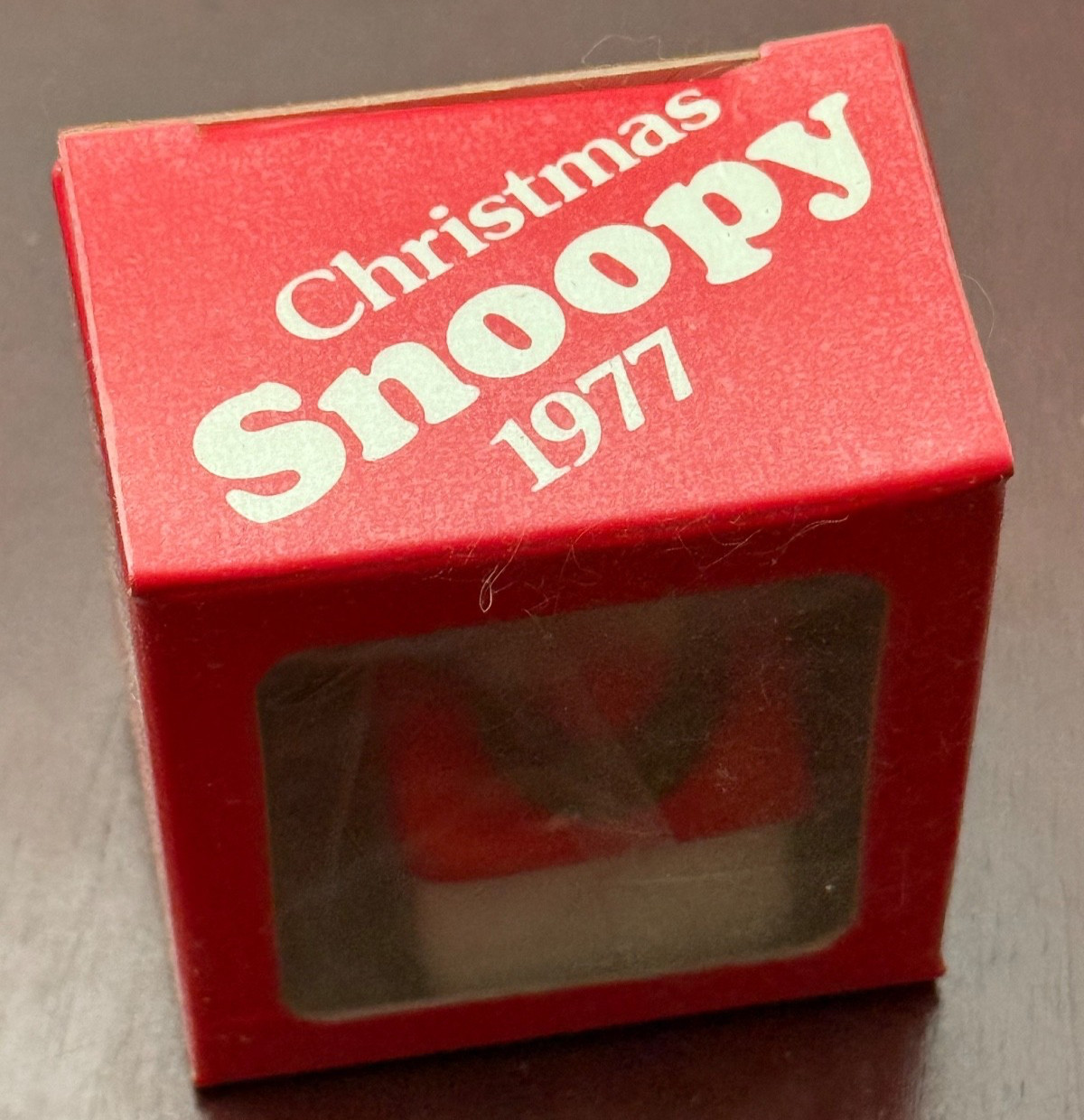 Vintage 1977 Peanuts Snoopy Doghouse Ceramic Christmas Ornament