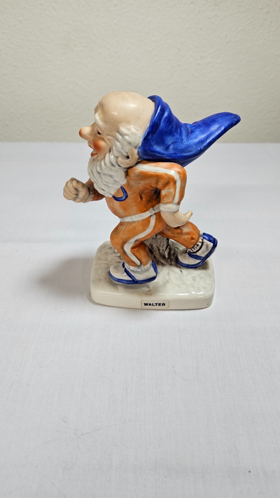 Goebel CO-BOY Gnome Figurine WALTER THE JOGGER 17545-14 W Germany Vintage 1980