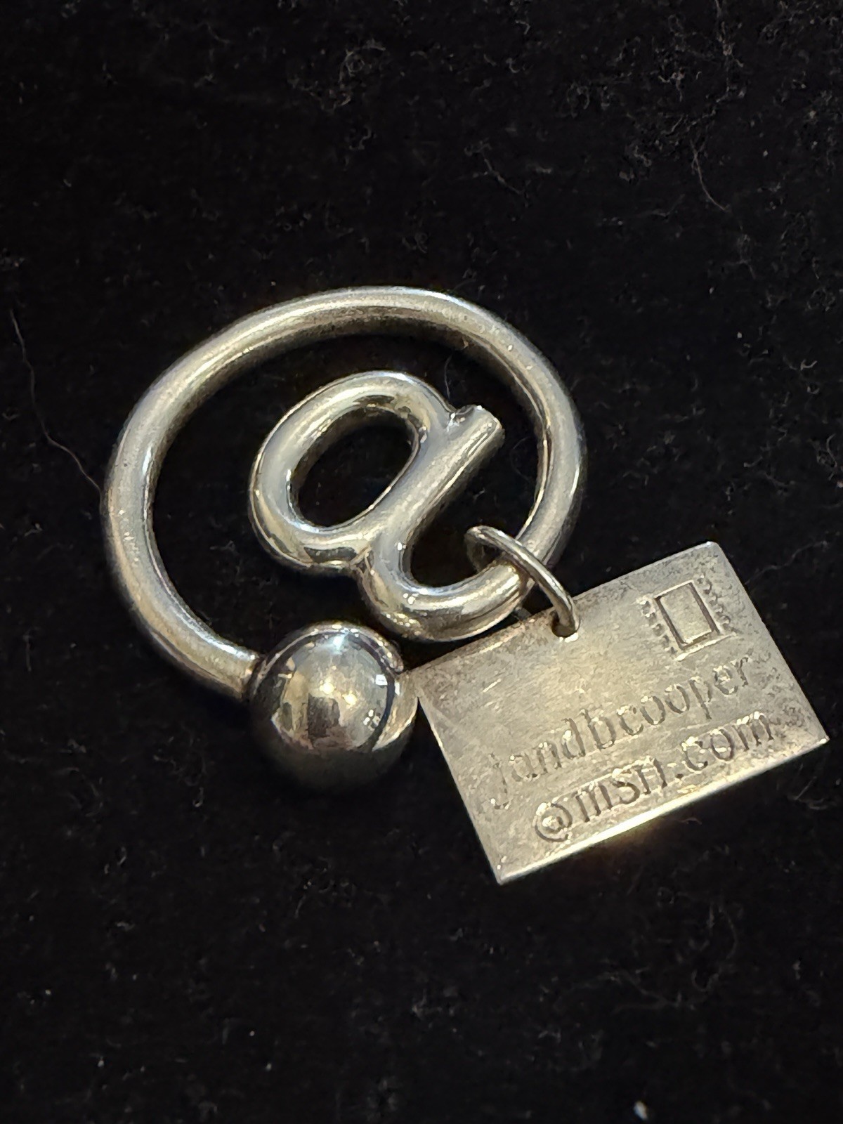 Vintage Links of London Sterling Silver @ At-Symbol Keychain 1999 16 grams 925 Vintage Links of London Sterling Silver @ At-Symbol Keychain 1999 16 grams 925