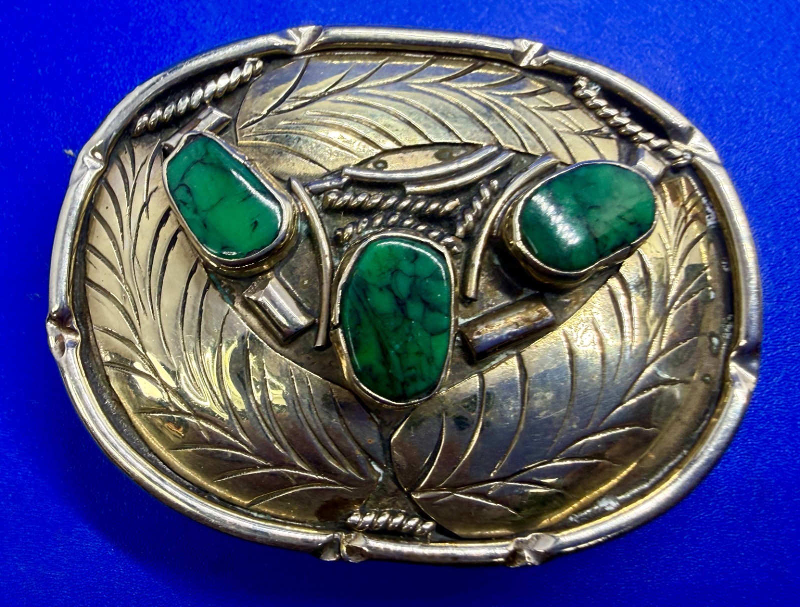 Green Turquoise Stones with Feather Native American Indian Vintage Belt Buckle