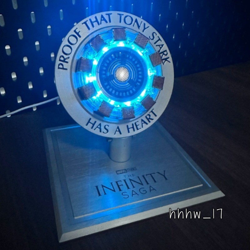 Iron Man 1:1 Arc Reactor Wireless Charger Fast Charging Desktop Ornament Gifts