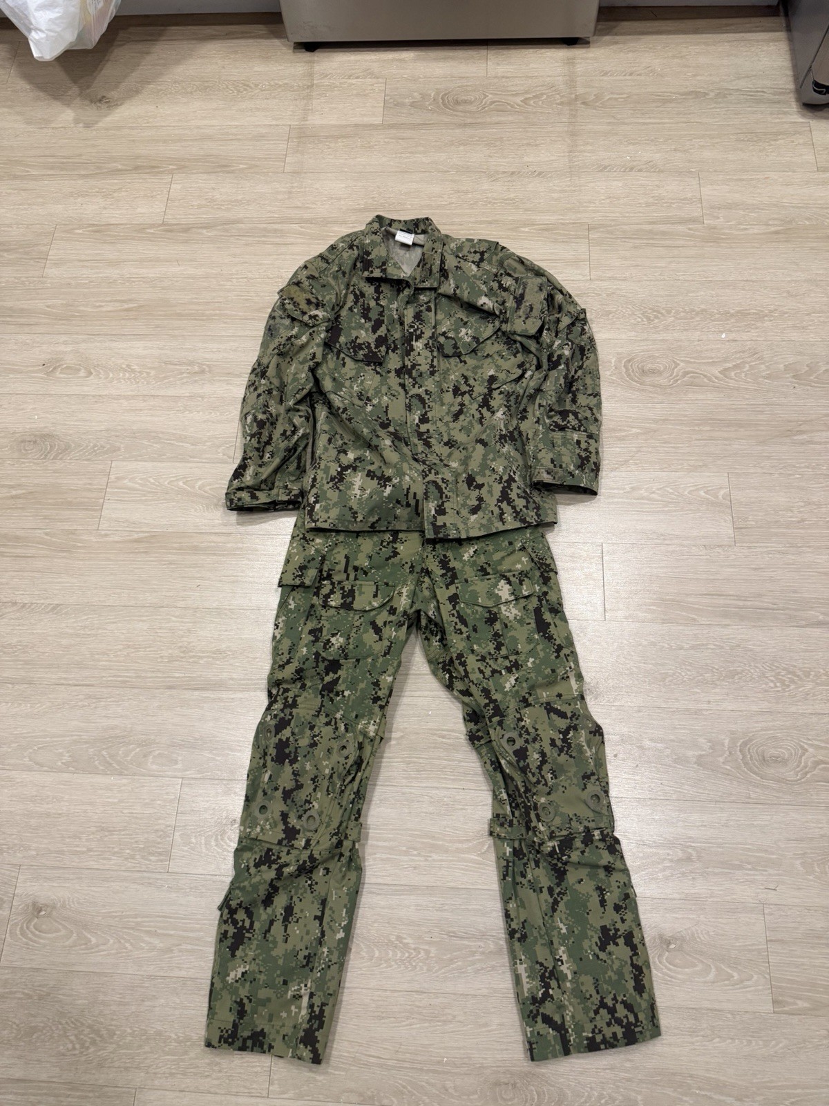 PATAGONIA L9 AOR2 FIELD SHIRT, COMBAT PANTS MED REG 32 REG