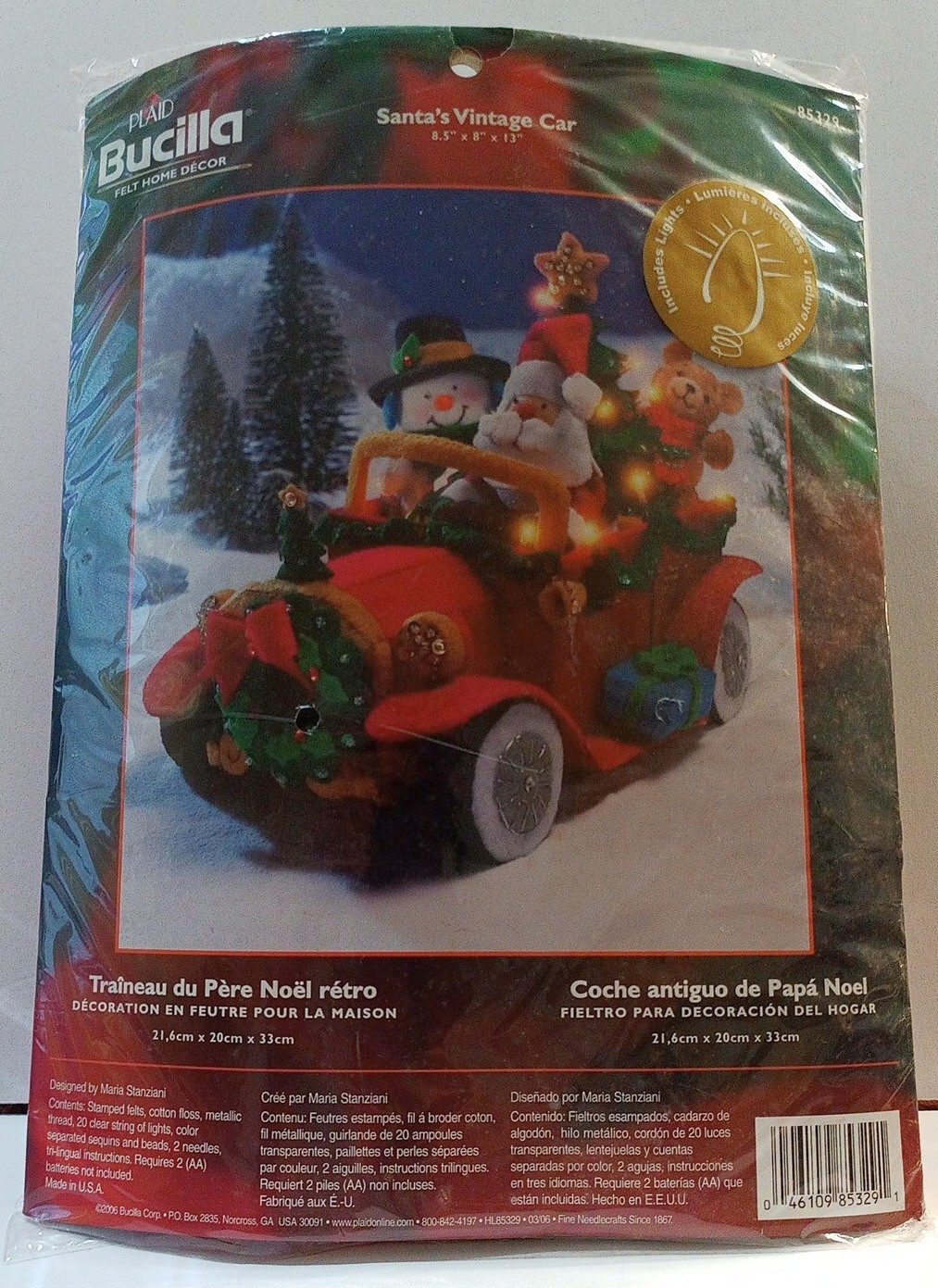 2006 BUCILLA SANTA'S VINTAGE CAR FELT DECOR KIT NEW - LIGHTS UP - FANTASTIC