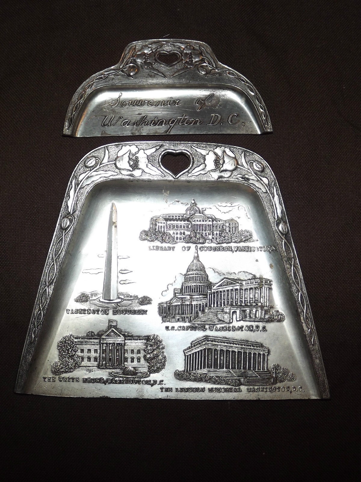 VINTAGE 1940-50S OCCUPIED JAPAN WHITE HOUSE SOUVENIR TABLE CRUMB SCRAPER & PAN