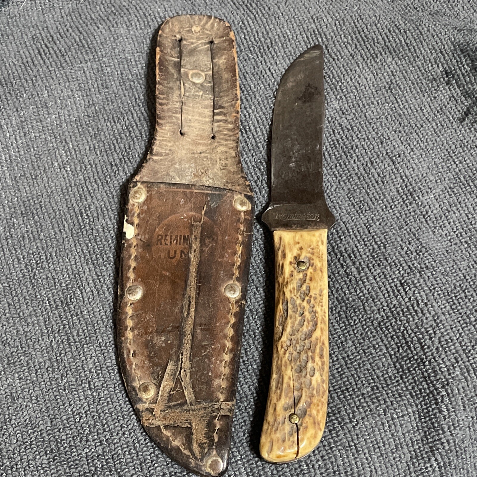 Vintage Remington UMC RH4 Bone Knife with Original Sheath