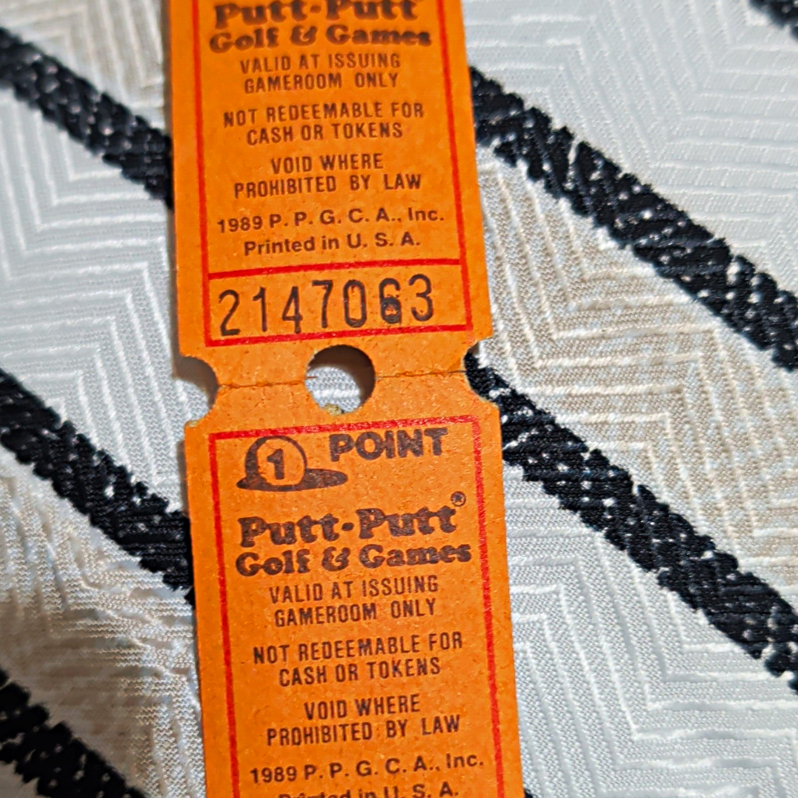 Putt-Putt Golf & Games 1989 1 Point Ticket Stub #2147063 Amusement Parks
