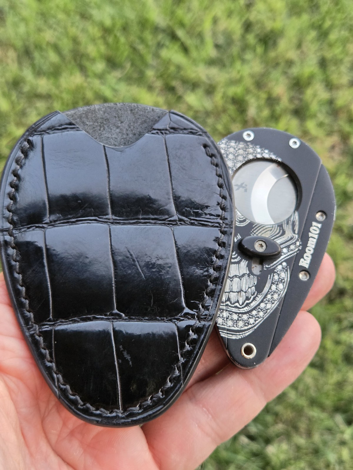 Xikar Xi cigar cutter travel sleeve case Black Alligator Skin