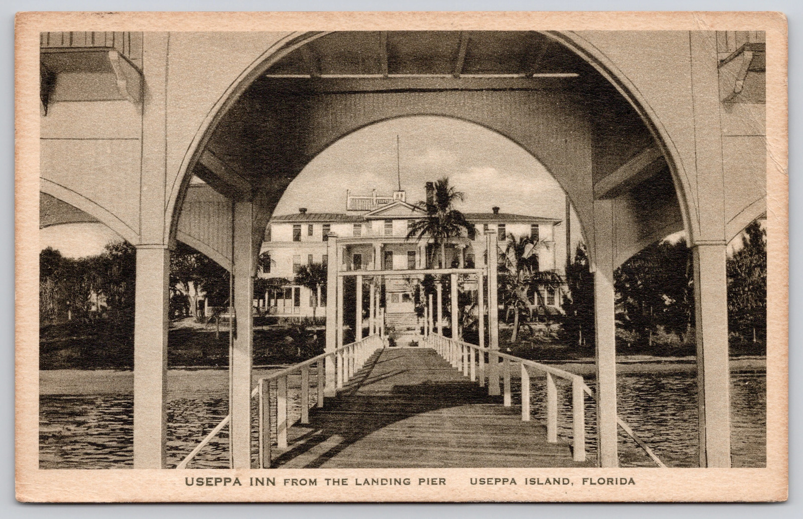 Useppa Island Florida FL Useppa Inn Landing Pier Postcard 1930
