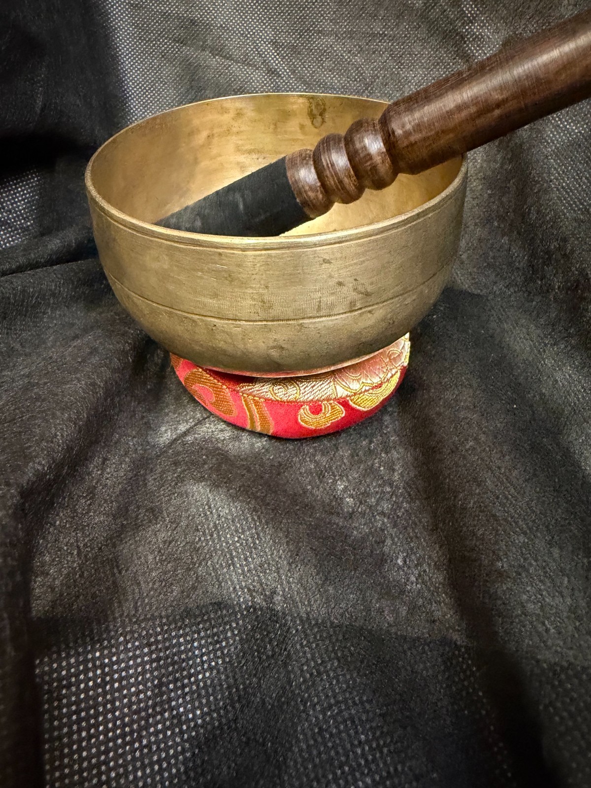 Antique Singing Bowl, Tibetan Meditation Bowl, Vintage Buddhist bowl 4.2