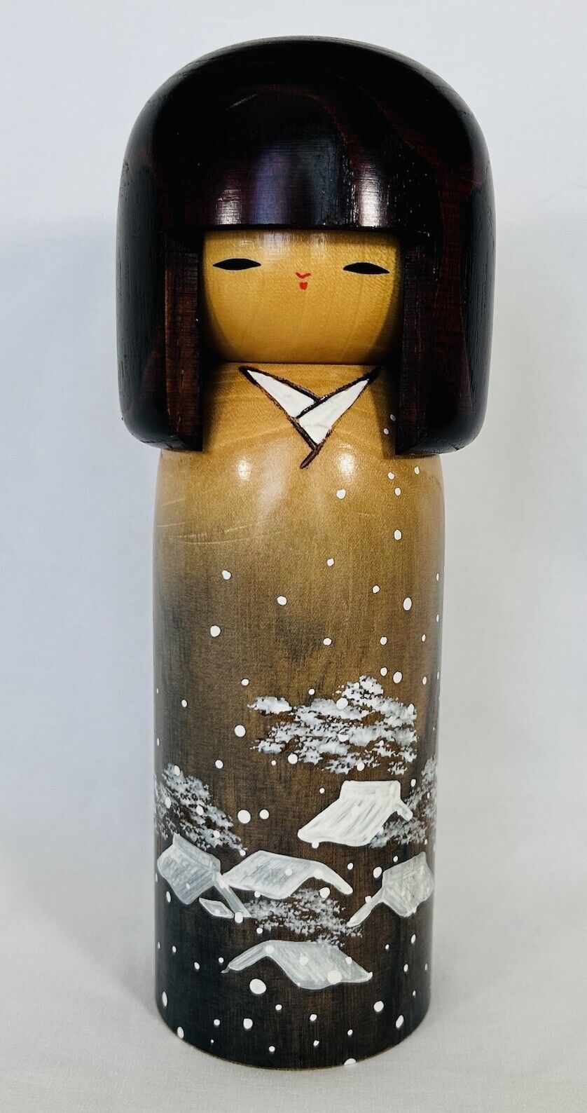 Usaburo Sosaku Kokeshi Winter Scene Hand Painted Doll Yukigeshou Made in Japan