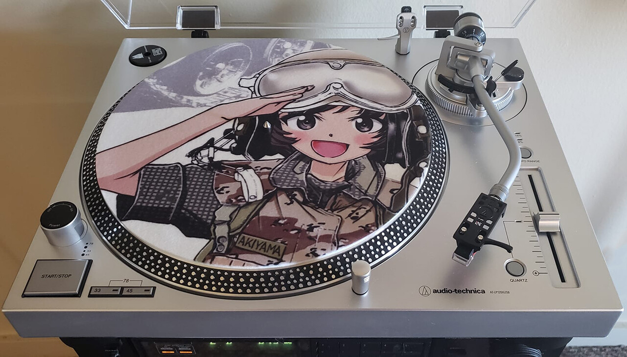 Girls Und Panzer Yukari Akiyama Anime 16 oz Felt Vinyl Record Player Slipmat
