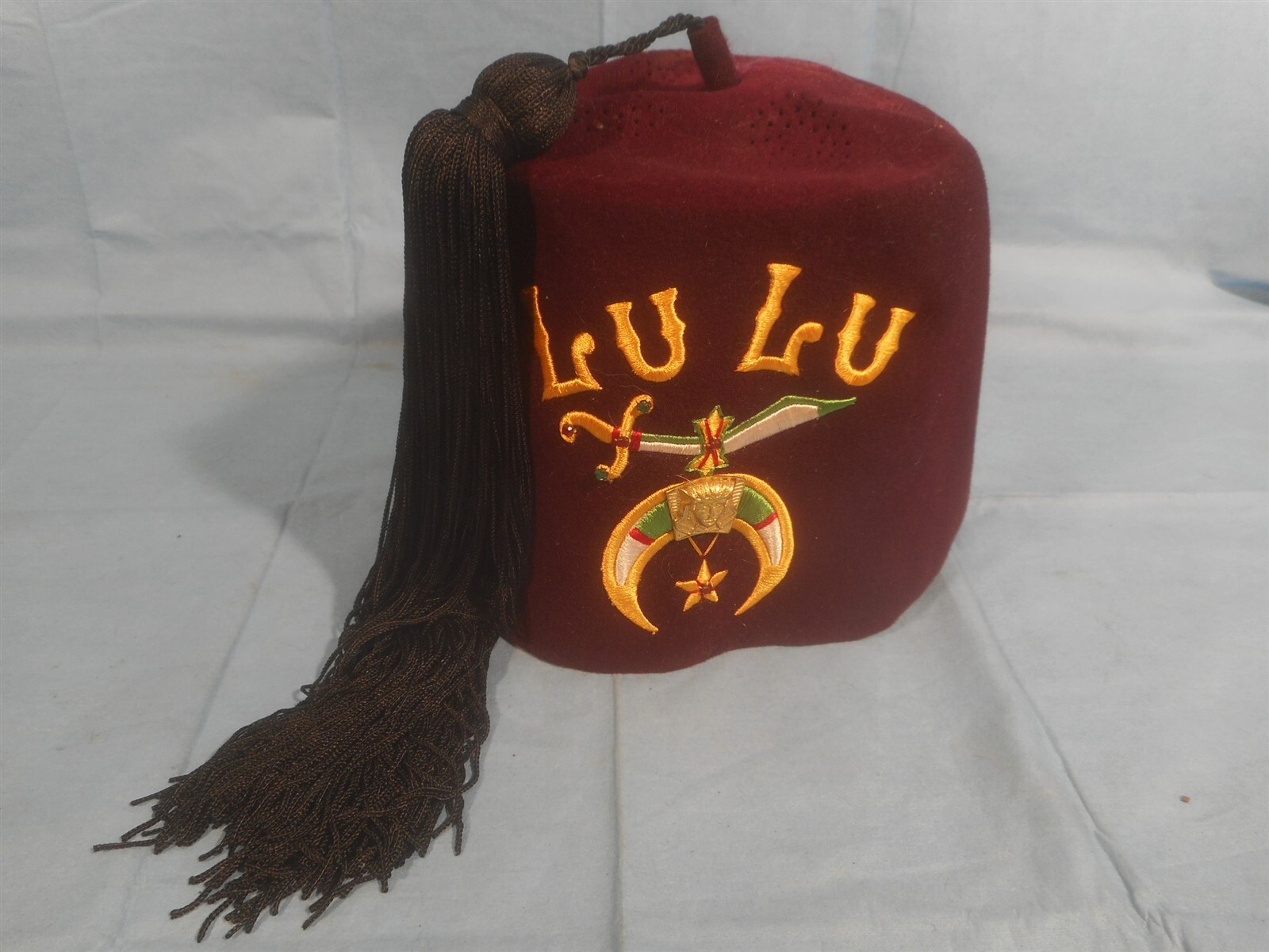 Vintage LULU SHRINERS HAT by Lodge Regalia LEHMBERG Philadelphia Pa., Mason Vintage LULU SHRINERS HAT by Lodge Regalia LEHMBERG Philadelphia Pa., Mason