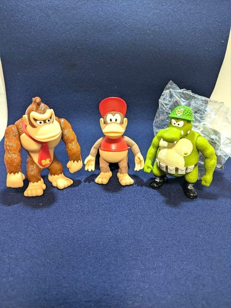 Donkey Kong Donkey Family Takara Figure 3 Piece Set Rare