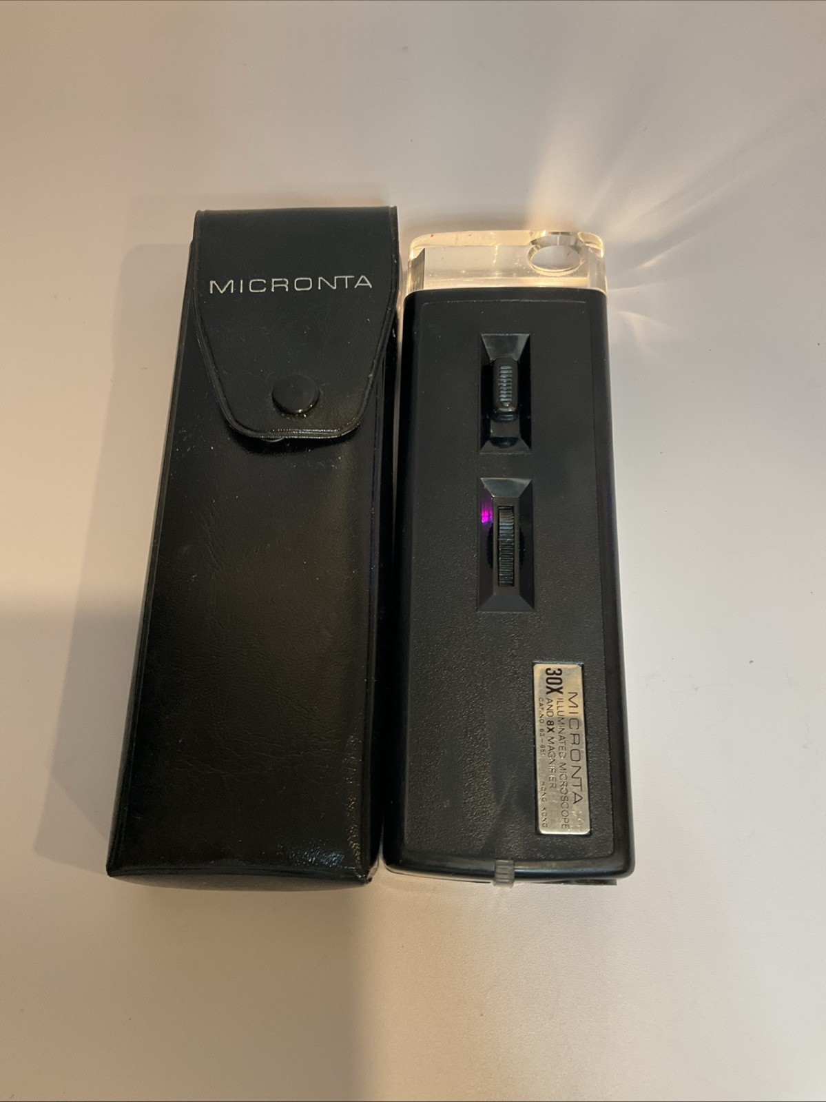 Vintage Micronta 30X Illuminated Microscope and 8X Magnifier, Cat. No. 63-851