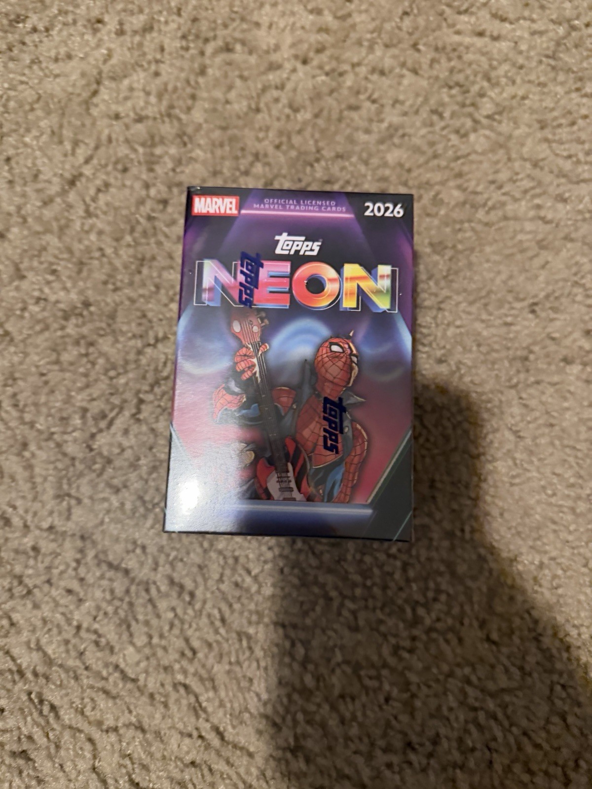 2026 TOPPS MARVEL NEON VALUE BLASTER BOX (35 Cards) Brand New Factory Sealed