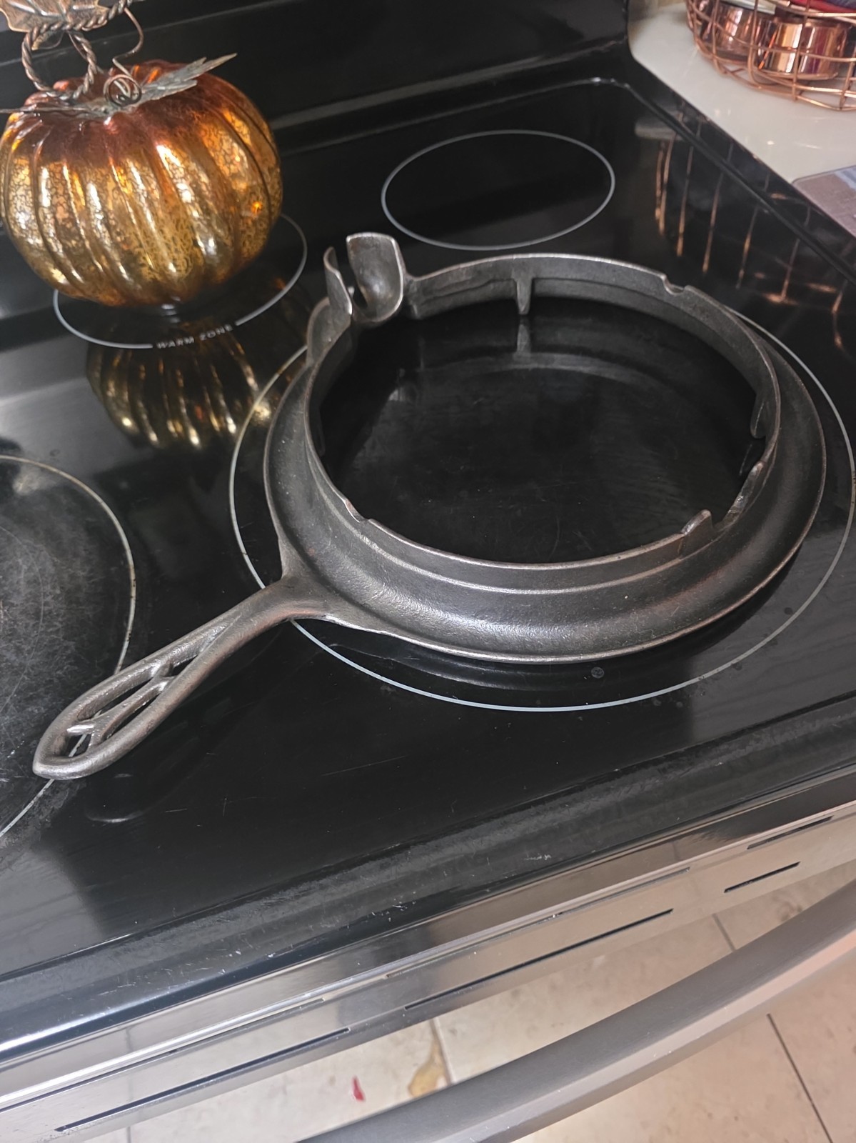 Vintage Griswold Waffle Cast Iron 975 #8 Low Base Only