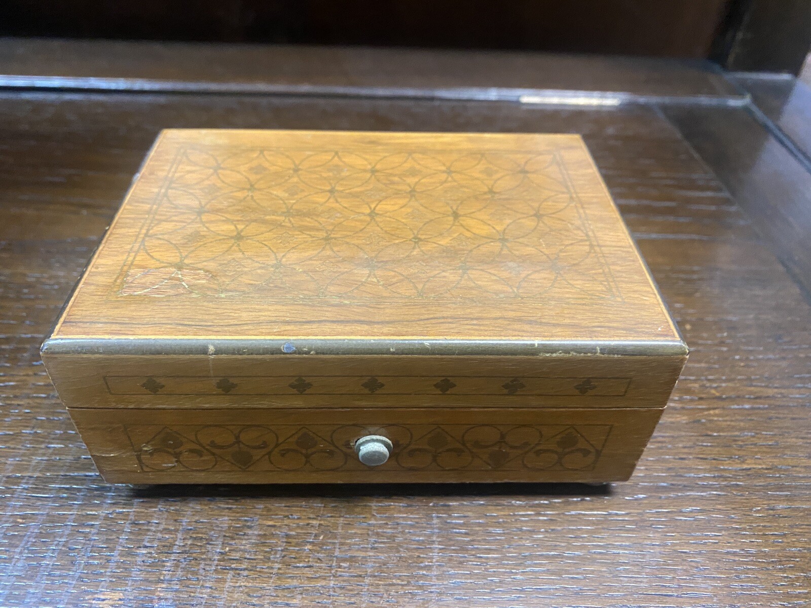 1920s P. Schild Woodcarvings Music Box Lucerne Switzerland~Beautiful Sound ~Rare