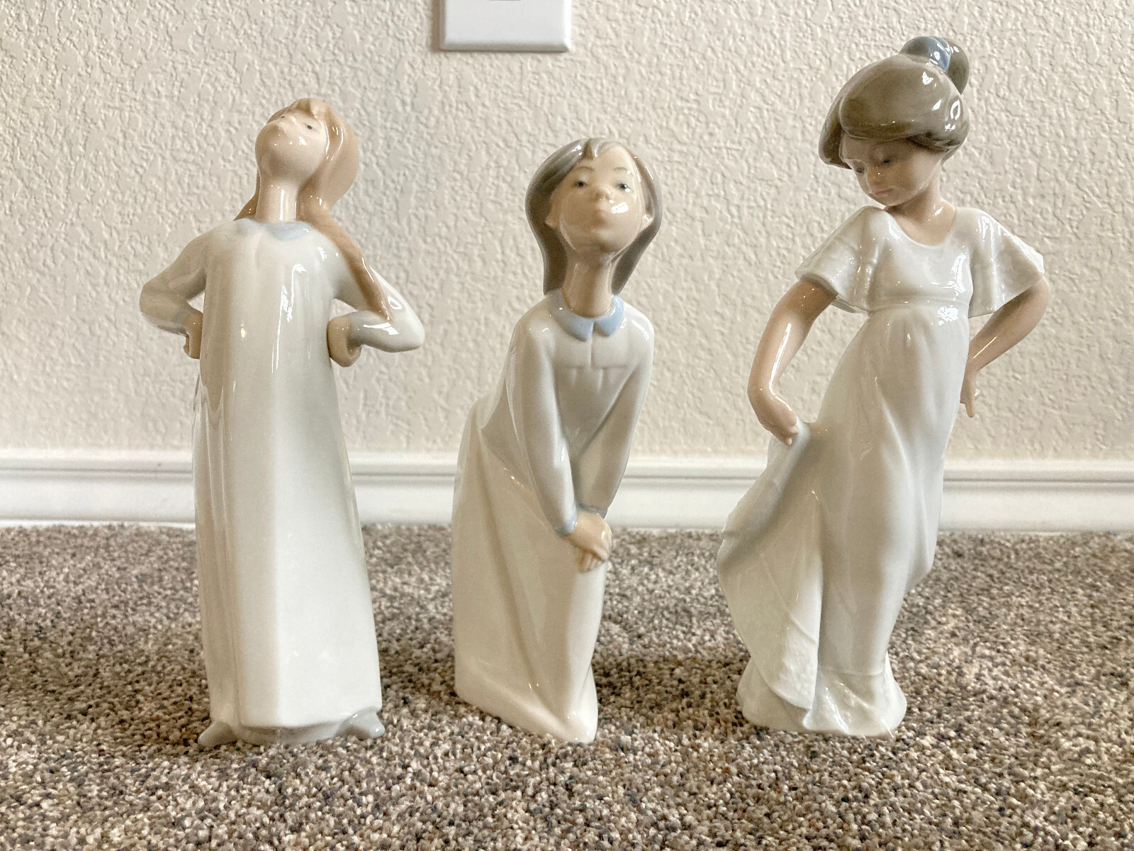 collection of 3 vintage Lladró Porcelain Girl Figurines, #4872, #4873, NAO#1110 collection of 3 vintage Lladró Porcelain Girl Figurines, #4872, #4873, NAO#1110