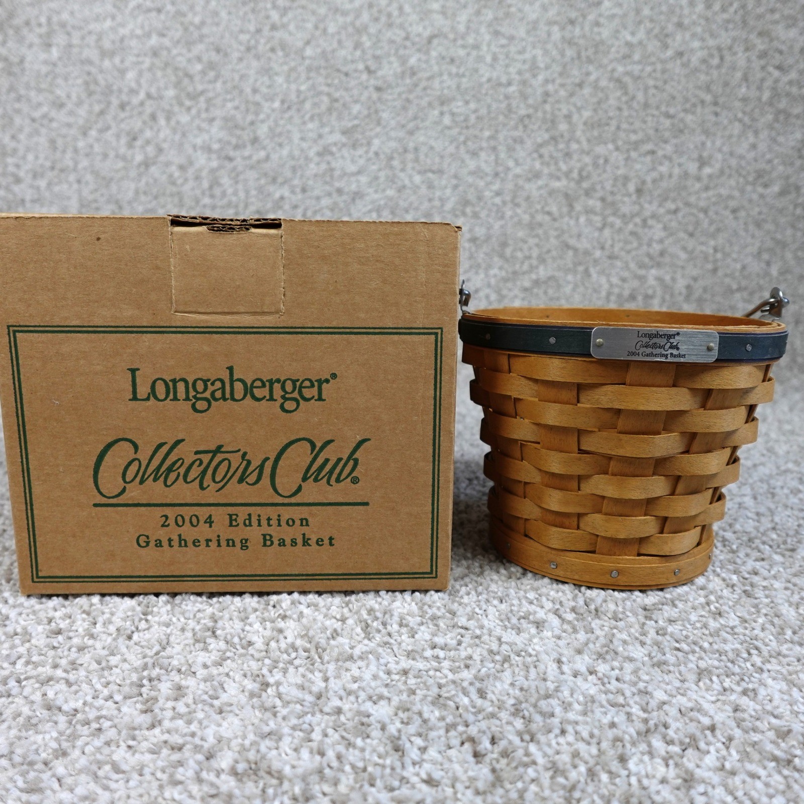 Longaberger Collectors Club 2004 Edition Gathering Basket Mini Box Plaque USA