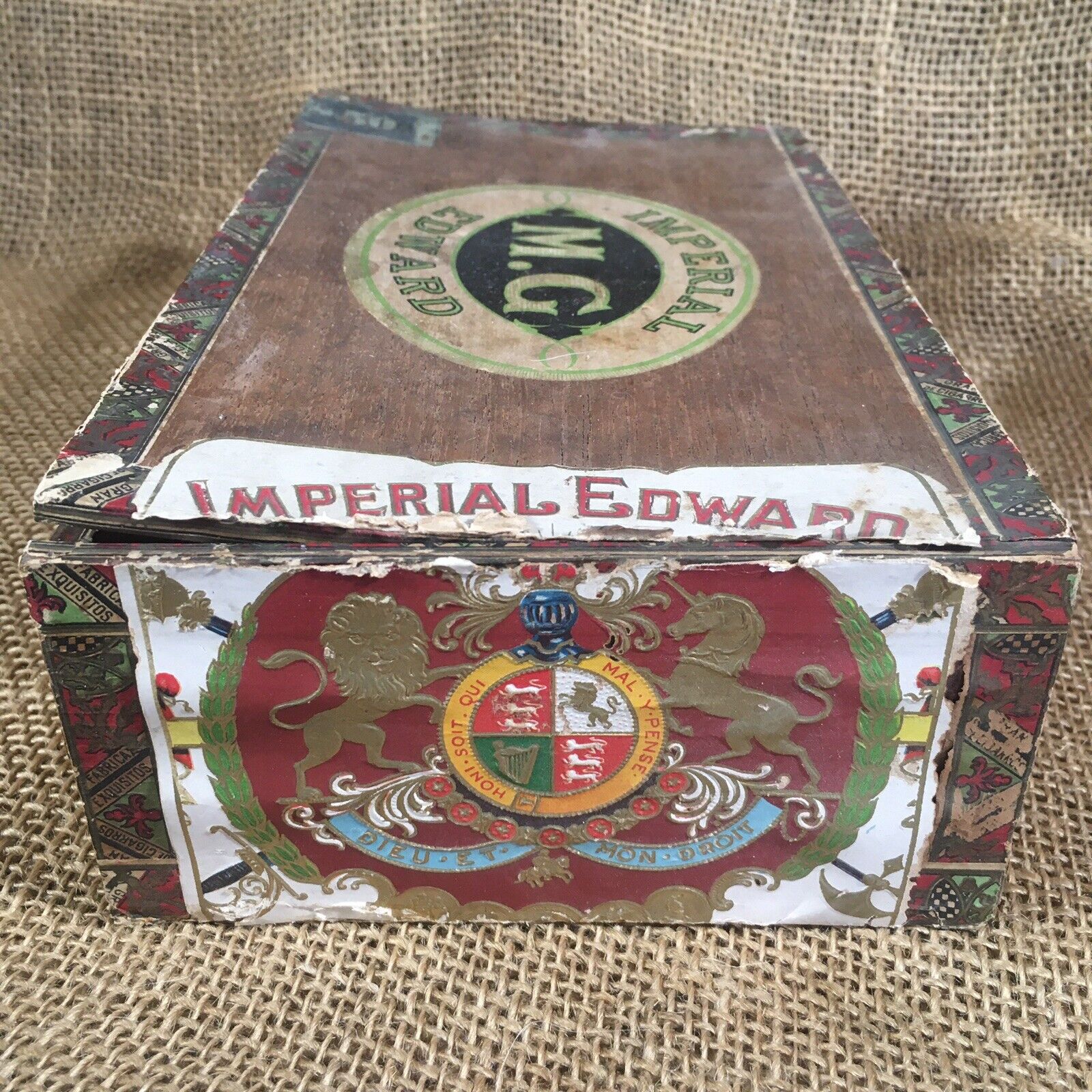 Vtg Imperial Edward MC Tobacco Cigar Box Embossed Gold Foil PA