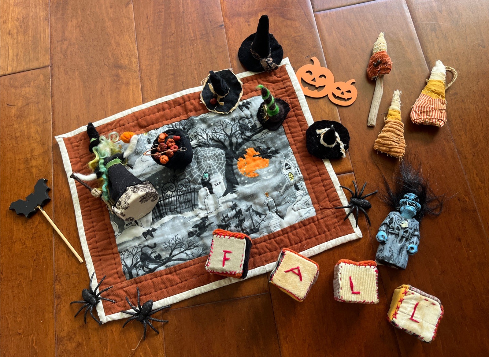 Halloween Primitive Bundle Lot Felted Witch Cauldron & Table Mat Blocks Prim