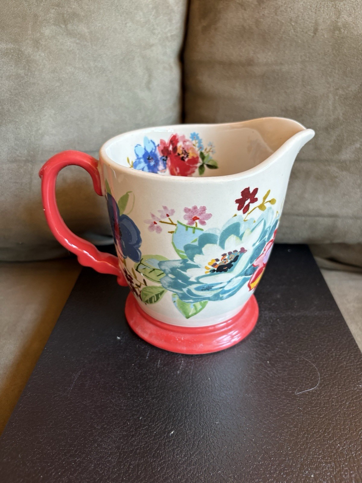 Pioneer Woman 4 cup Footed Stoneware Measuring Cup Melody Floral Design NWT