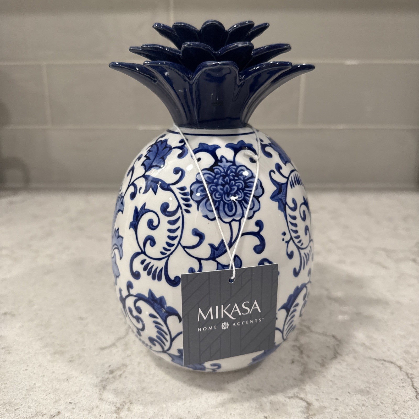 MIKASA Home Accents 8 x 5” Blue & White Chinoiserie Ceramic PINEAPPLE Decor New