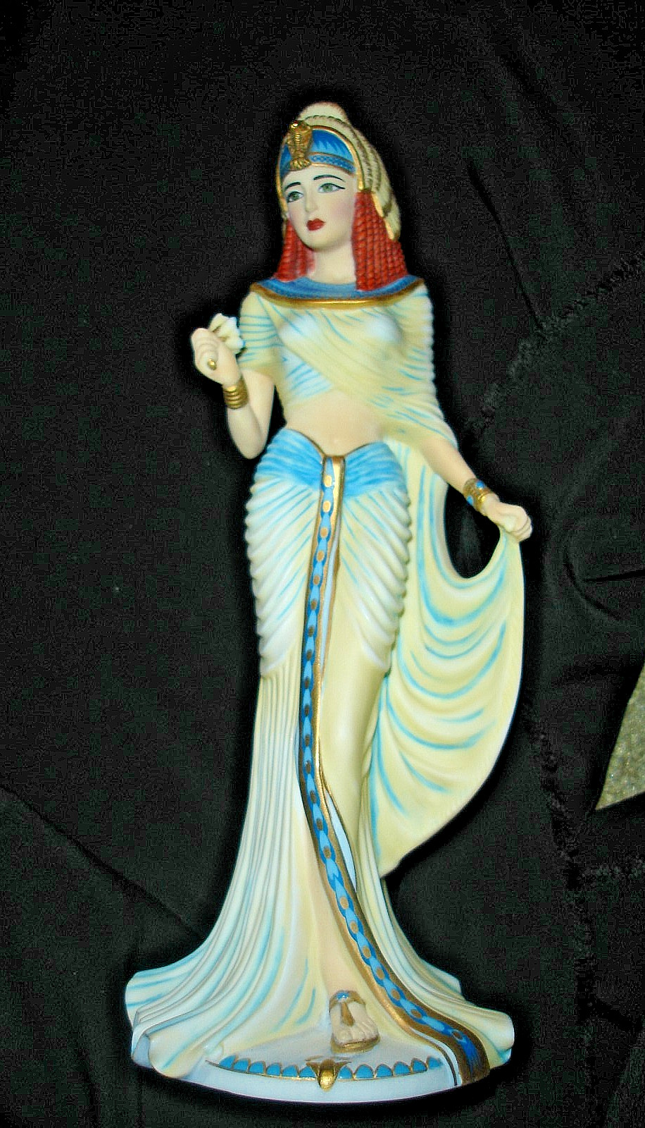Beautiful Bella Bisque The Noble Collection โCleopatraโ Figurine MINT ๐๐๐ Beautiful Bella Bisque The Noble Collection โCleopatraโ Figurine MINT ๐๐๐