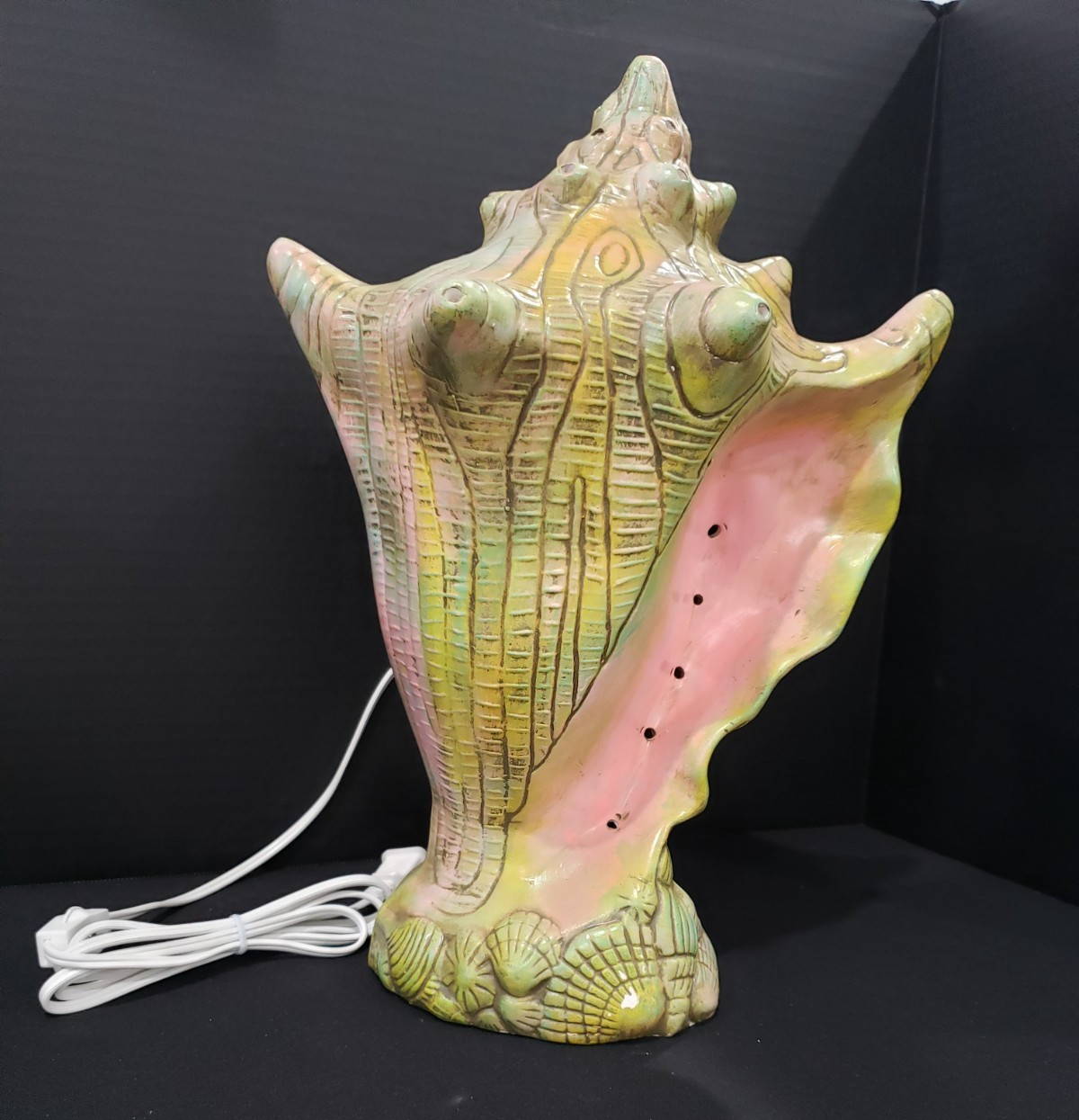 Handmade Mid Century Modern Conch Shell Lamp Handmade Mid Century Modern Conch Shell Lamp