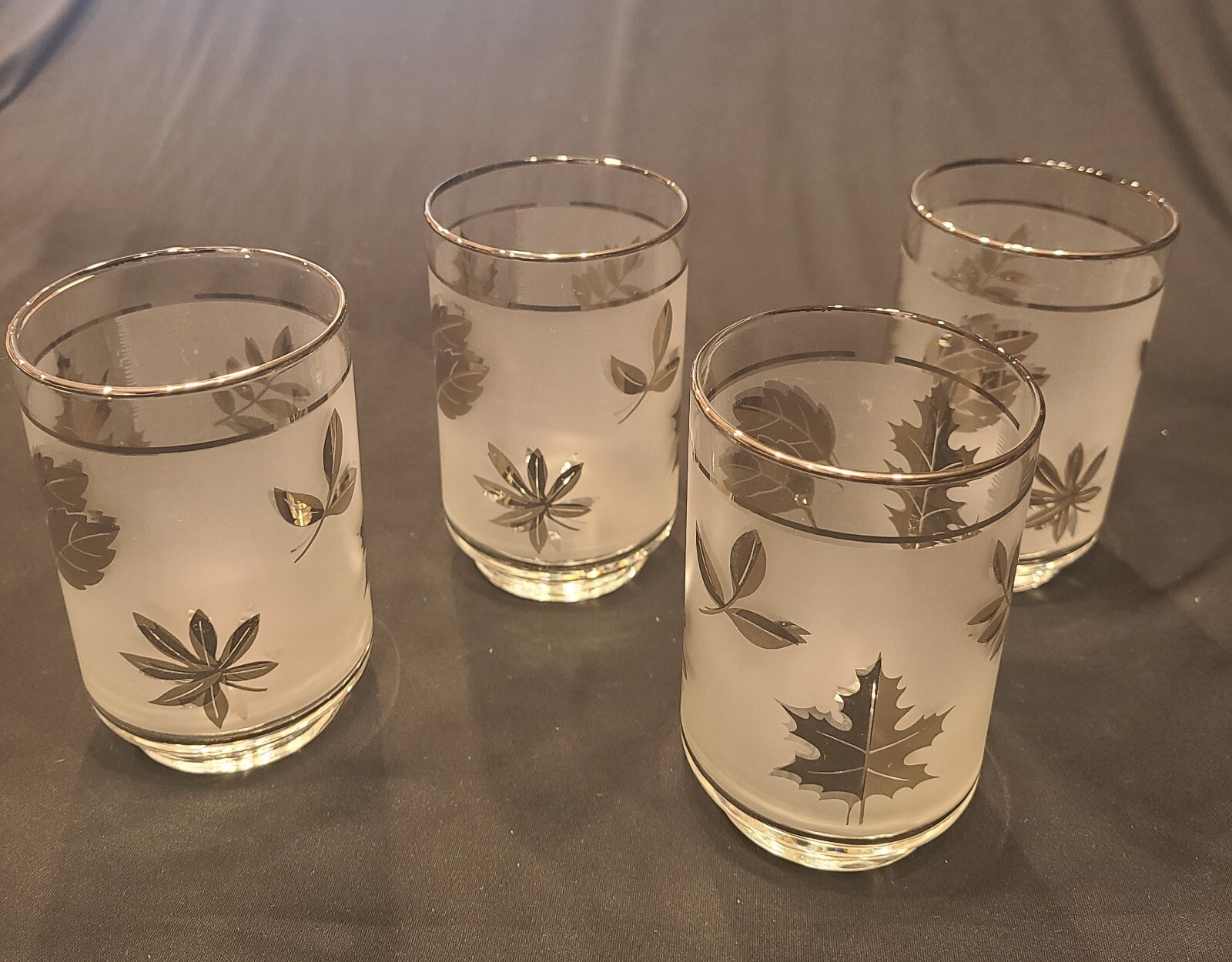 Vintage MCM Libbey Frosted Silver Foliage Leaf Tumbler 4.5\