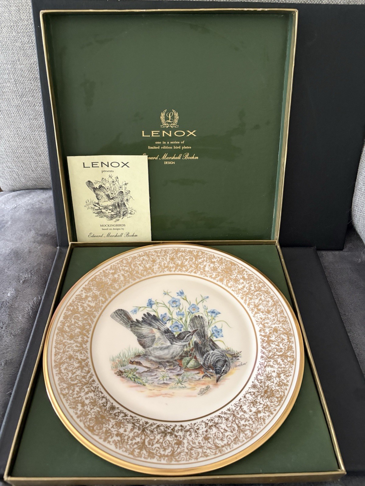 Lenox 1978 Boehm “MOCKINGBIRDS” Collector Plate,. Original Box. Lenox 1978 Boehm “MOCKINGBIRDS” Collector Plate,. Original Box.