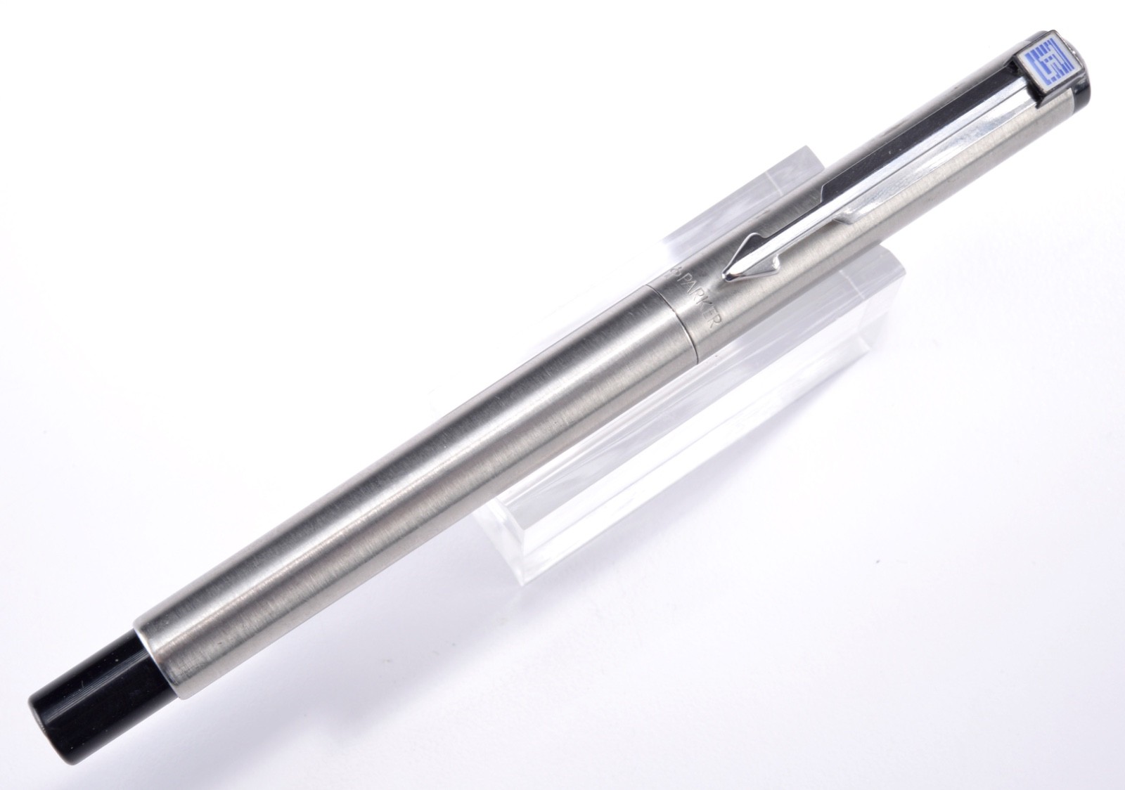 Vintage Parker Vector Brushed Stainless Steel Roller Ball Pen IIIE -Made UK #77 Vintage Parker Vector Brushed Stainless Steel Roller Ball Pen IIIE -Made UK #77