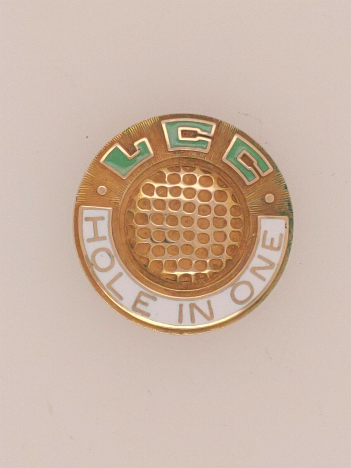 LCC Hole in One 10K Yellow Gold Enameled Golf Pin Badge Brooch
