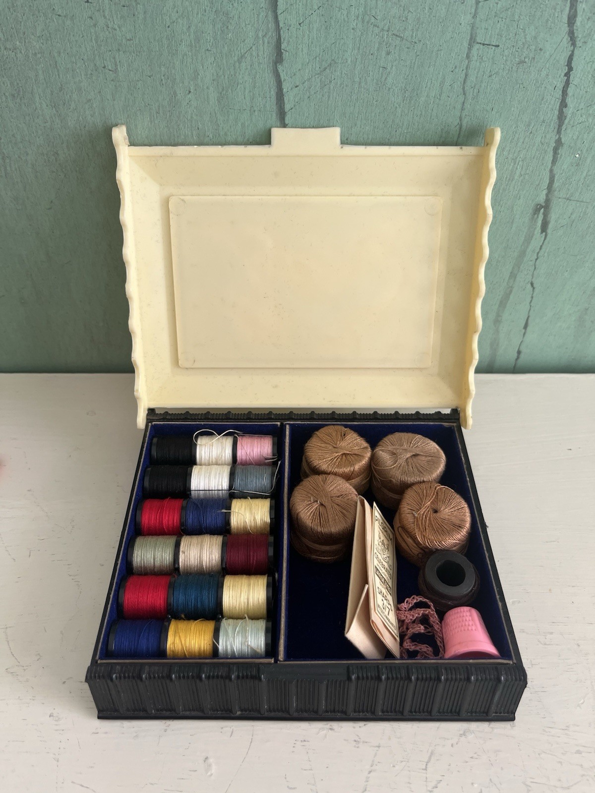 Vtg Celluloid Dragon Sewing Kit Lift Top Embossed Dragon