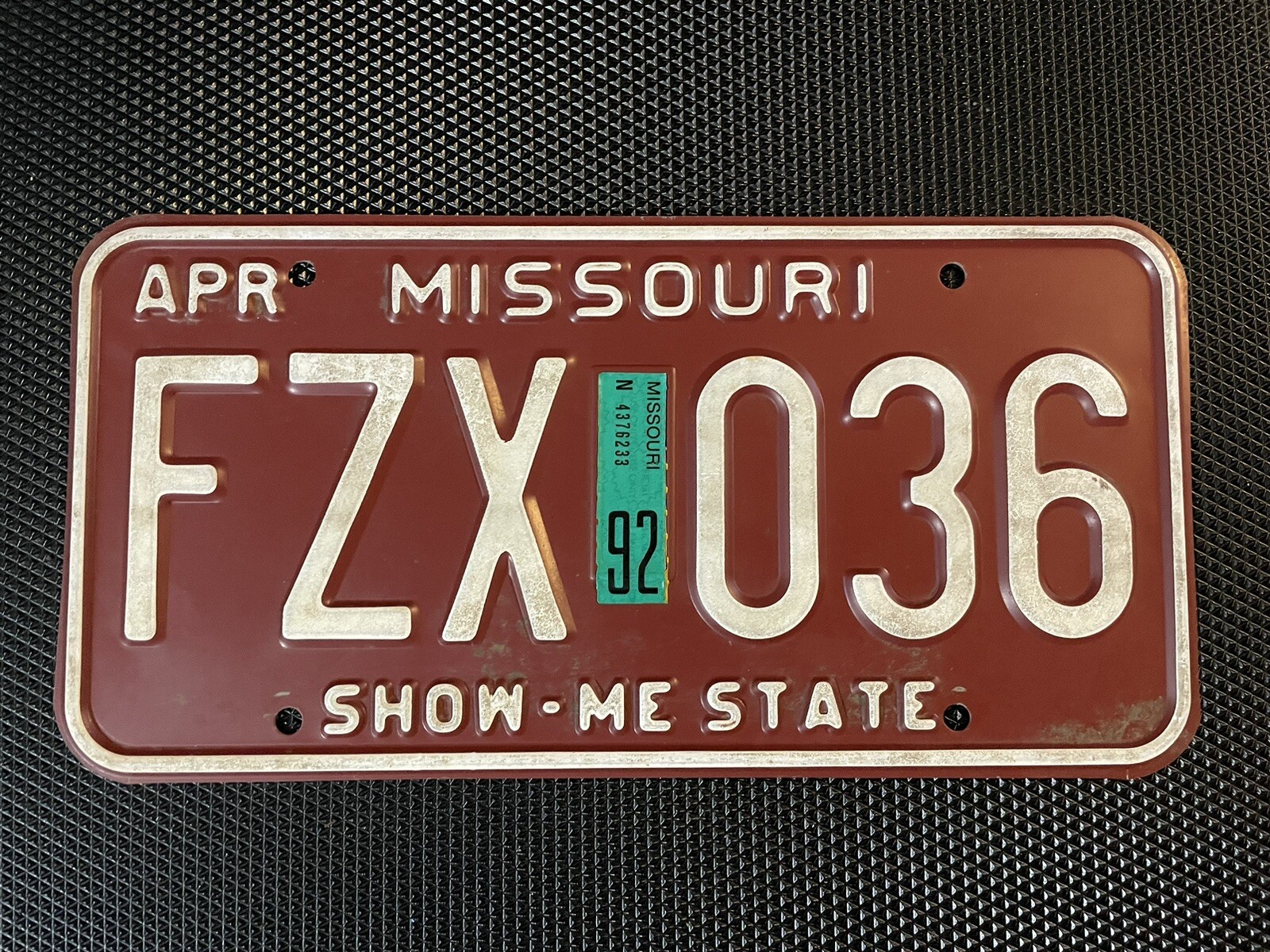 MISSOURI LICENSE PLATE 1992 APRIL FZX 036